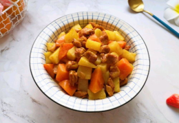 咖喱鸡肉土豆的做法,咖喱鸡肉土豆的烹饪秘籍”